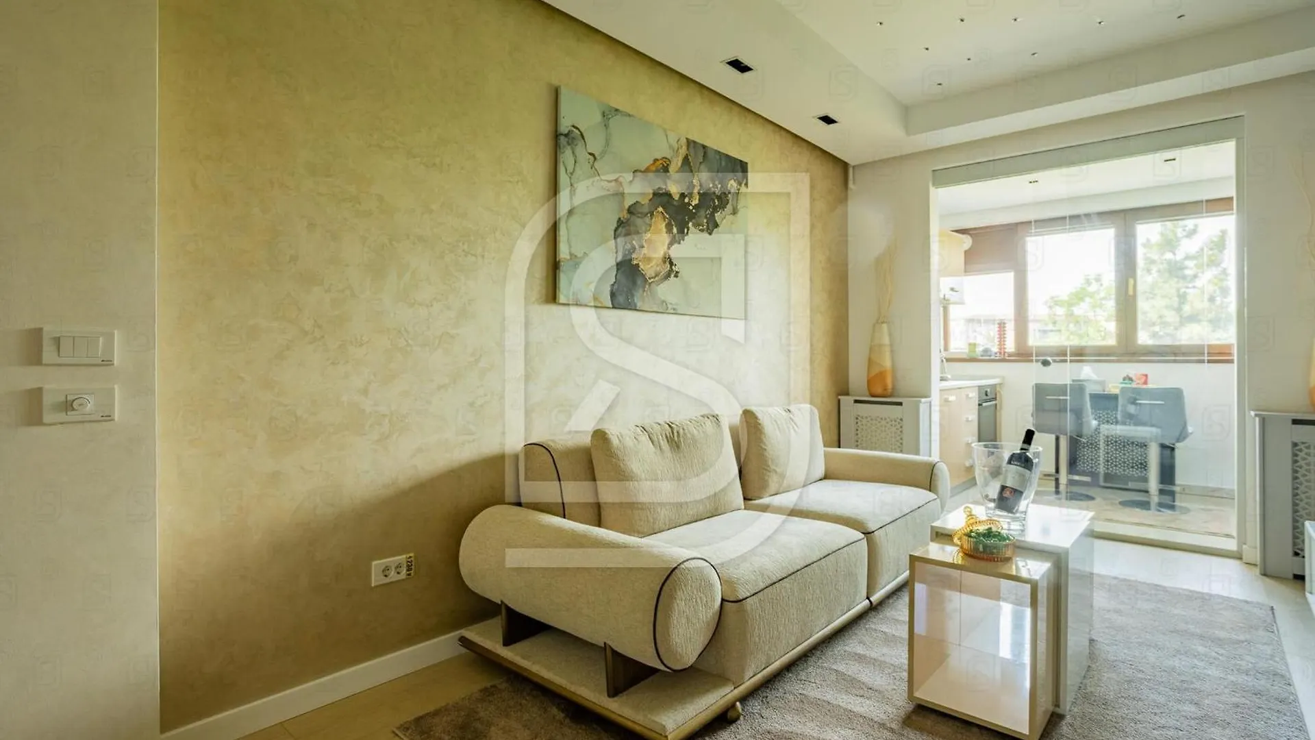 Junior By Kristal Collection Apartment Bucharest Romania